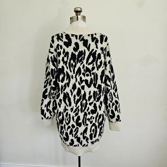 Who what wear animal print open front cardigan size LARGE - Picture 6 of 10